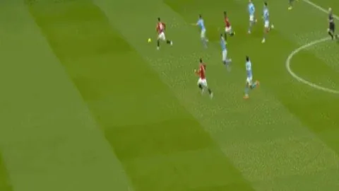 曼联降价抛售！科特迪瓦中卫巴伊或以200万英镑落槌？